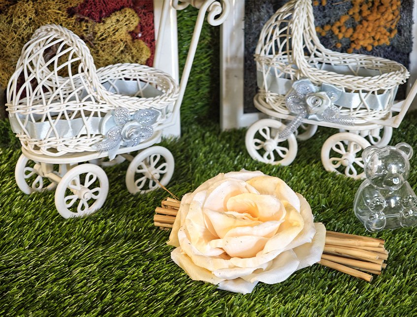 Carrozzina portaconfetti H 19 - Sconto per Fioristi e Aziende . - per Matrimonio e Feste