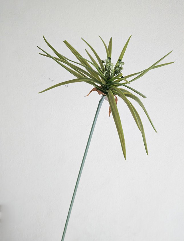 Papiro Artificiale in gomma H 107 - Sconto per Fioristi e Aziende . - con 24 foglie