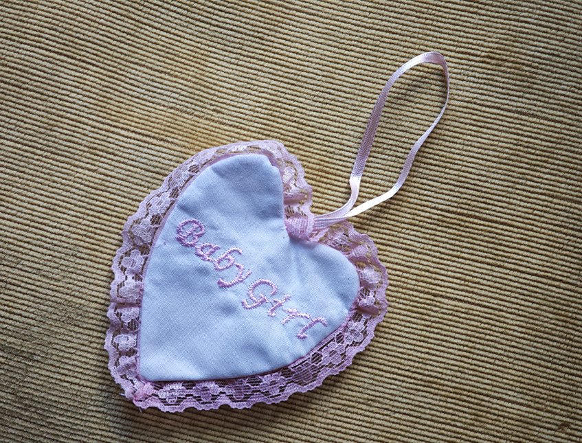 Cuoricino Rosa x 10 Ricamato - Sconti per Fioristi e Aziende .
