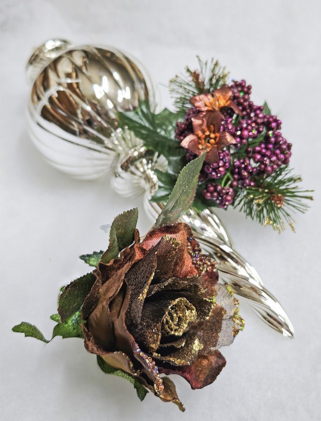 Pendente spirale con sfera  - Sconto per Fioristi e Aziende - Decoro di Natale H 32 in vetro