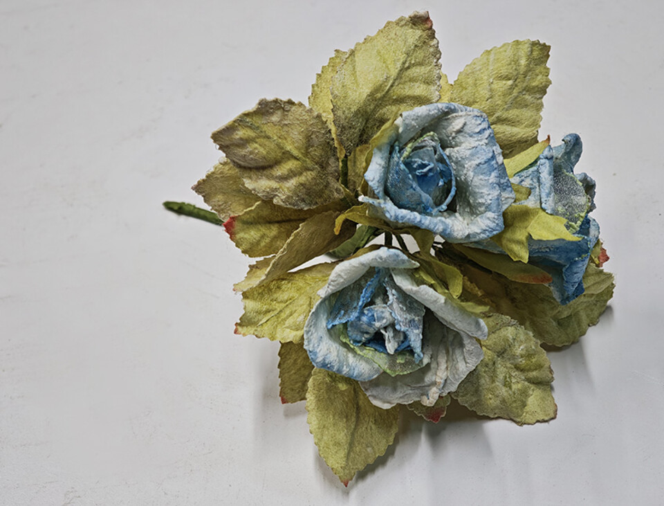 Rose x 3 in organza medie - Sconto per Fioristi e Aziende - Artificiali