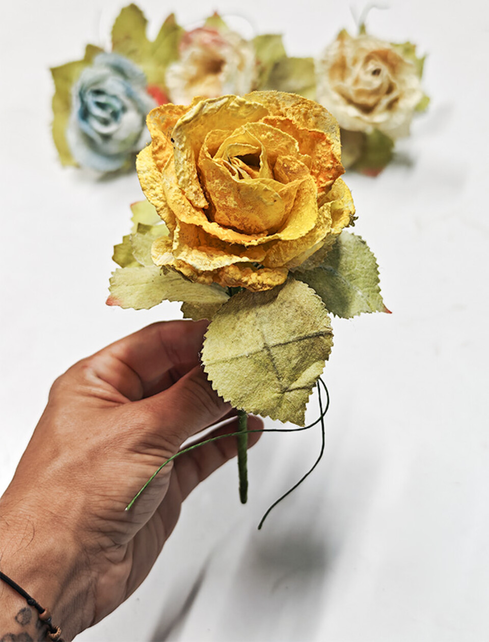 Rose in organza singola - Sconto per Fioristi e Aziende - Artificiali