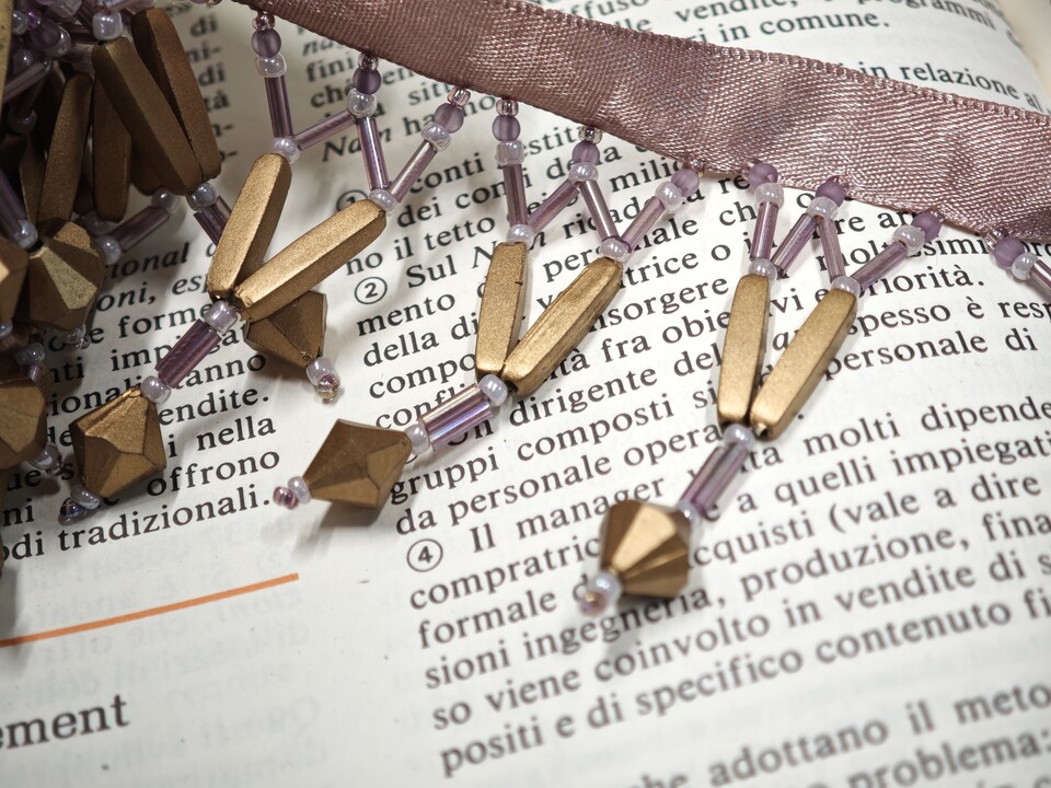 Frangia pendenti triangolo - Sconto per Fioristi e Aziende - Vendita al metro