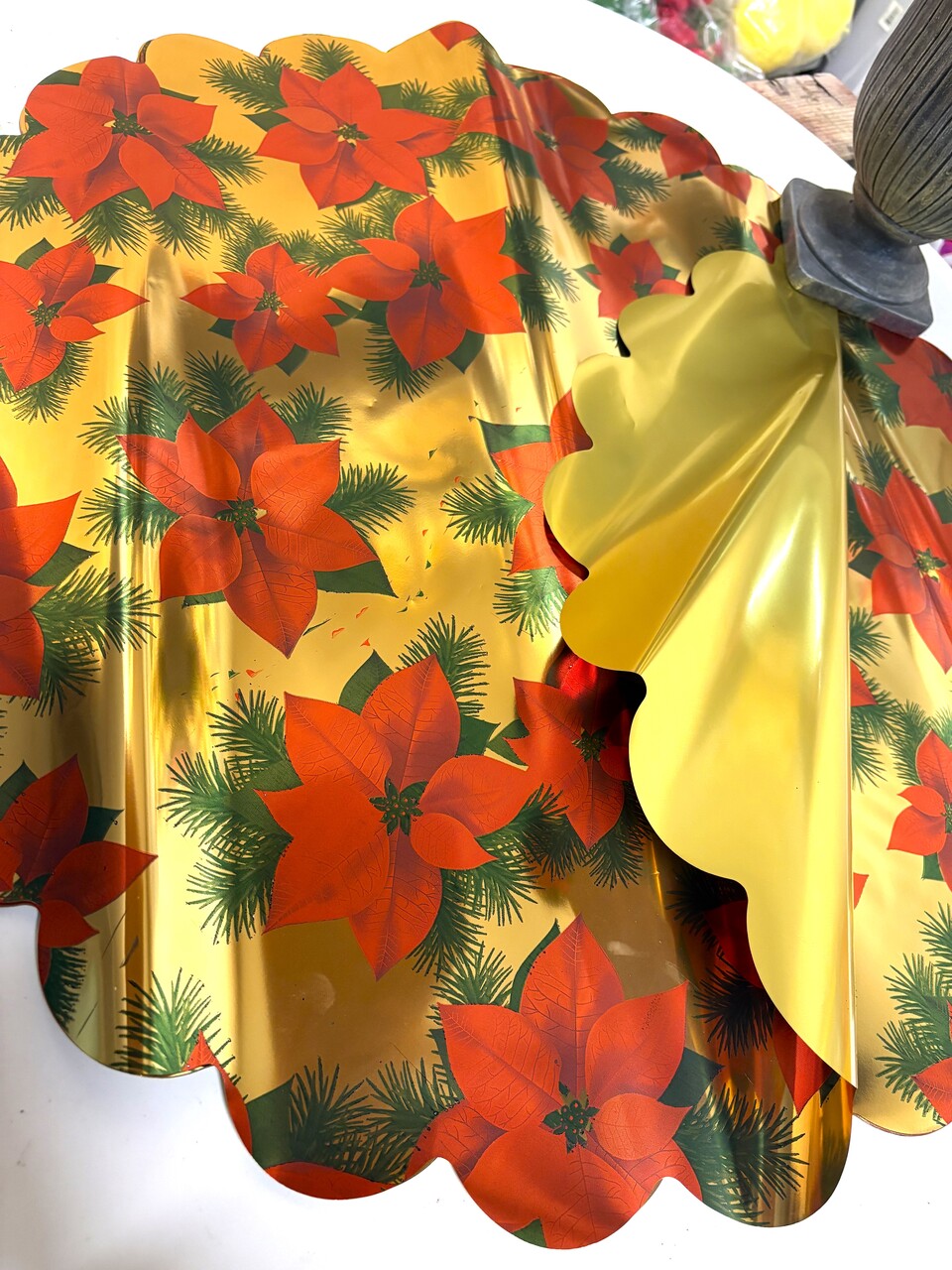 Sottovaso Smerlato Stelle xl - Sconti per Fioristi e Aziende - Conf. x 50 dm.65 Base Oro