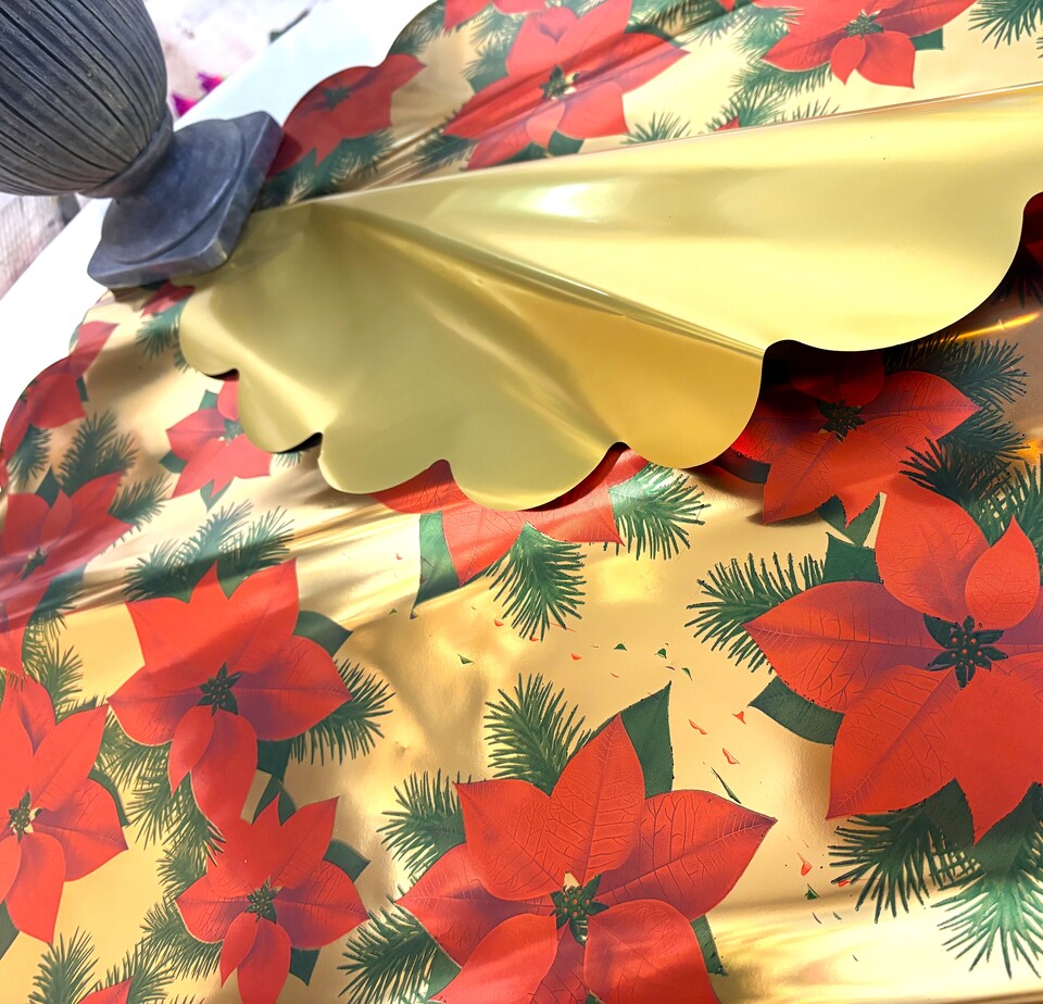 Sottovaso Smerlato Stelle xl - Sconti per Fioristi e Aziende - Conf. x 50 dm.65 Base Oro