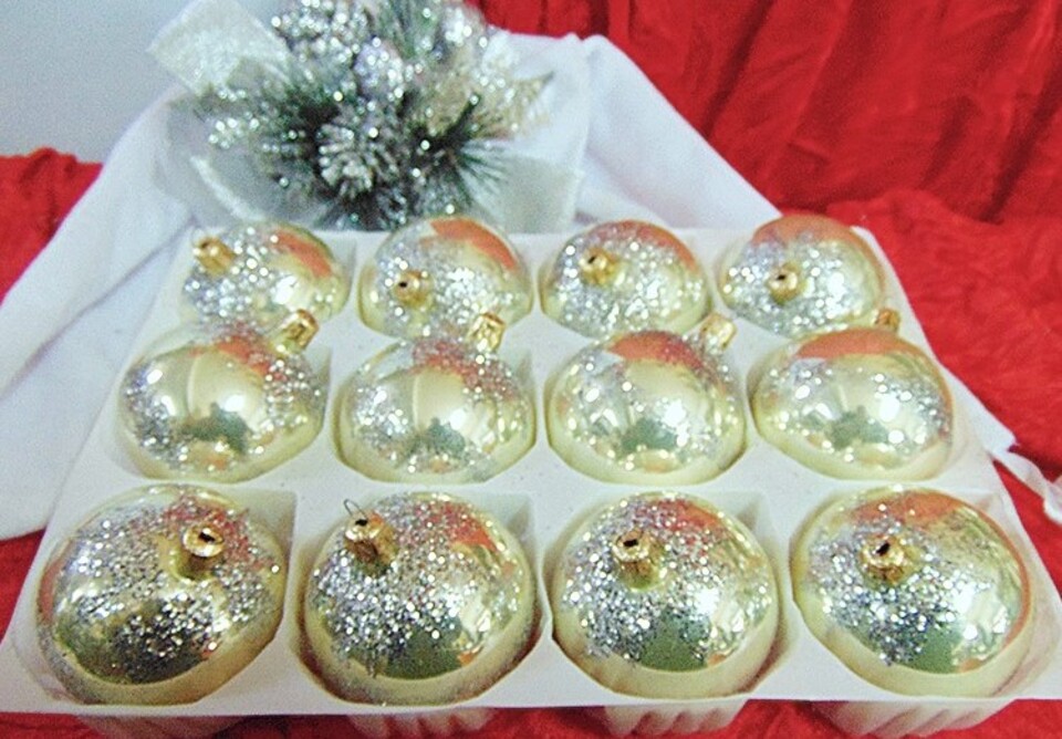 Copia di Palline in vetro dm. 4 - Sconto per Fioristi e Aziende - Iridate x 12con glitter