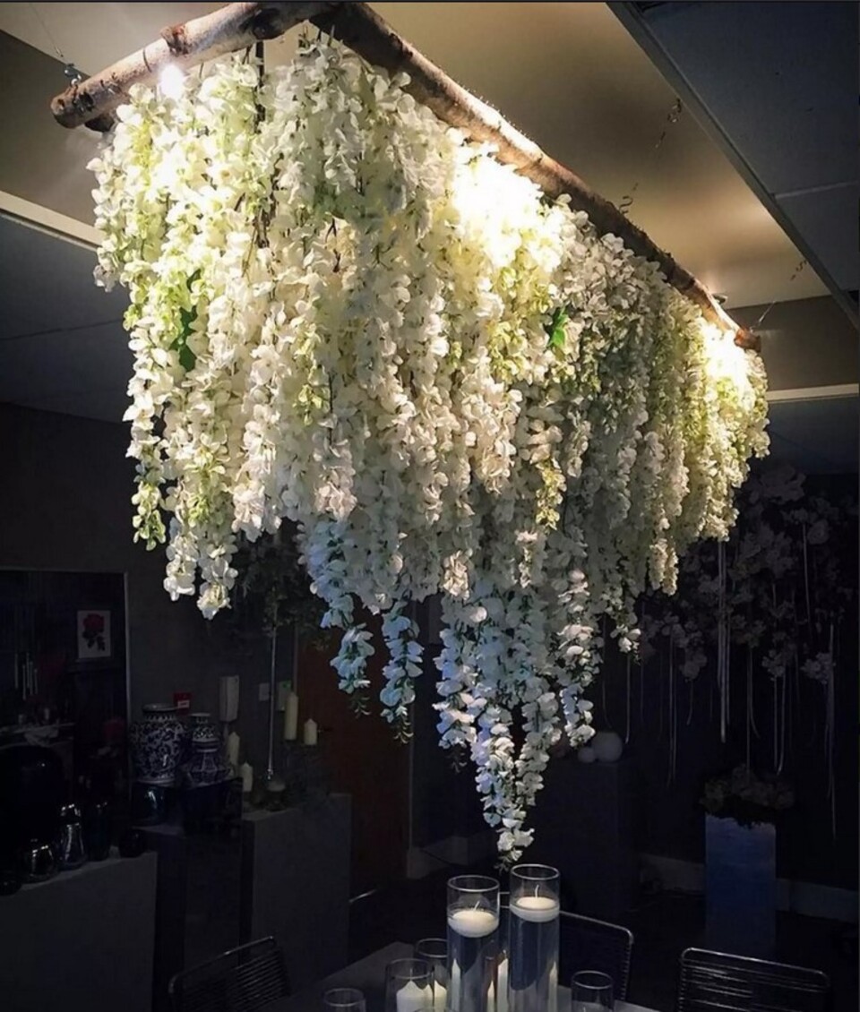 Soffitto Fiorito con Pendenti Artificiali - Sconto per Fioristi e Aziende - Per esterno ed interno