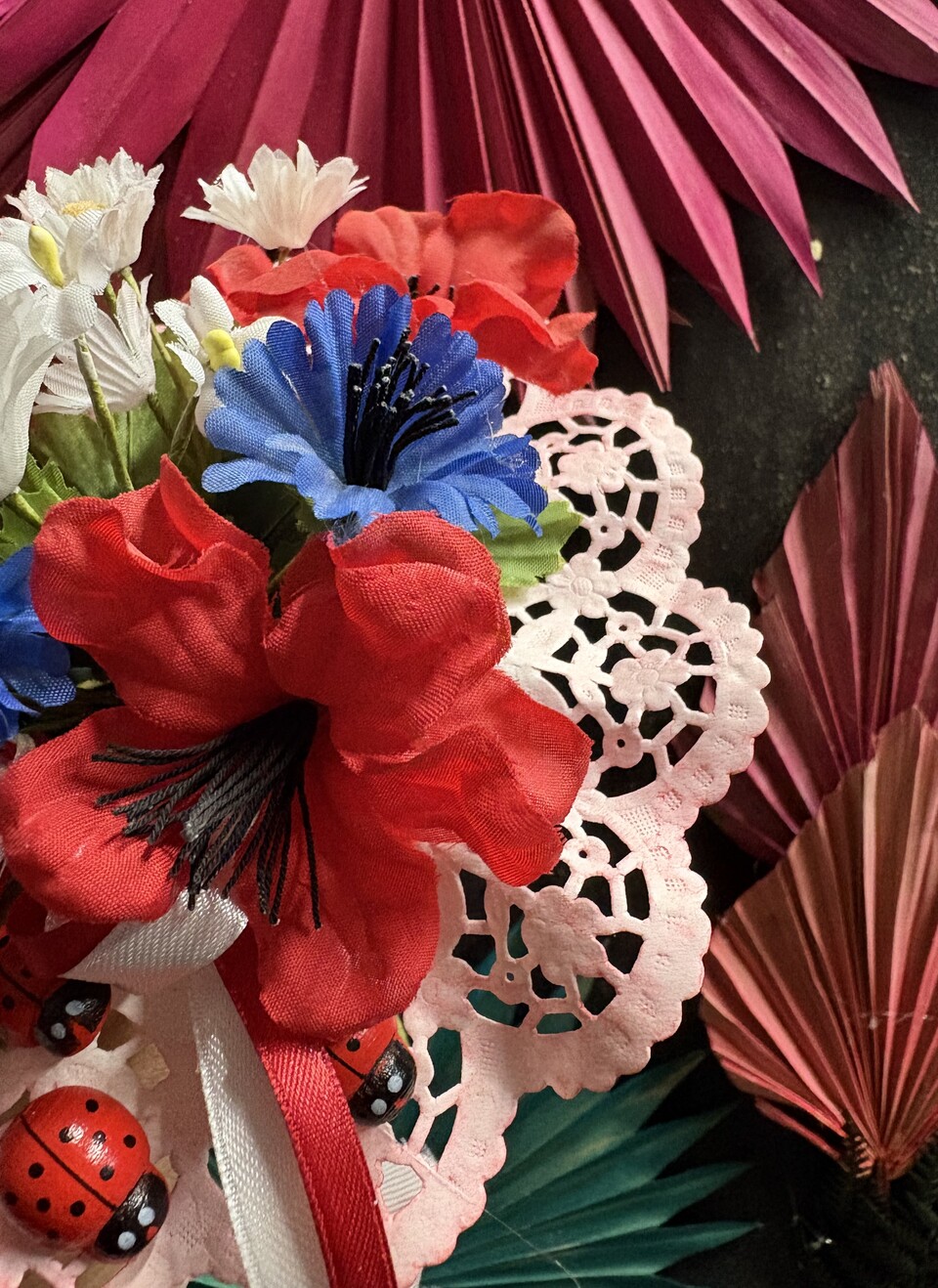 Bouquet Misto Primavera  -  Sconto per Fioristi e  Aziende - Diametro 16 cm.