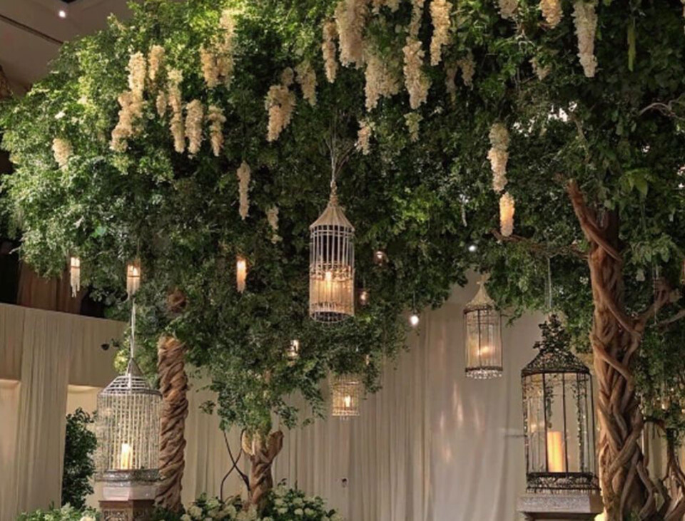 Glicine x 3  H 85 in poliester - Sconti per fioristi e aziende . - Vari colori