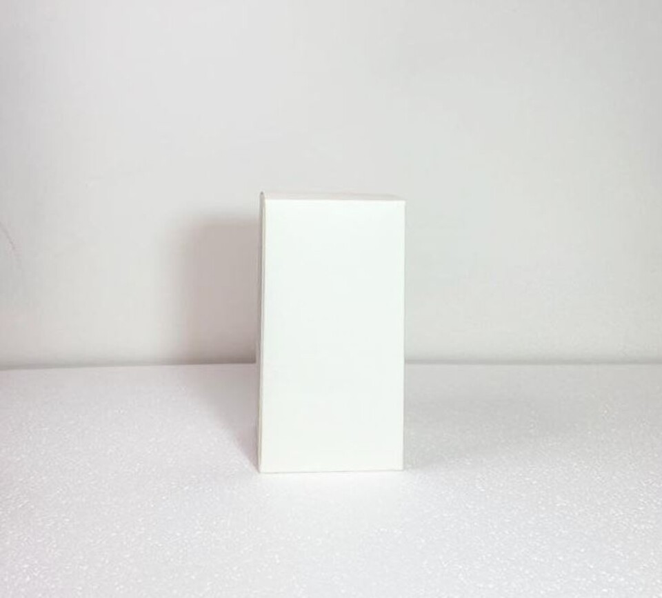 Scatola per bomboniera H 15 cm. 8 x 8 - Sconti per Fioristi, e Aziende - conf. 10 scatole - lino bianco pieghevole