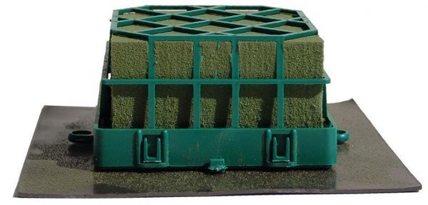 Gabbietta magnetica cm. 10 con spugna  - Sconti per Fioristi e Aziende - Base magnetica cm.18 x 18