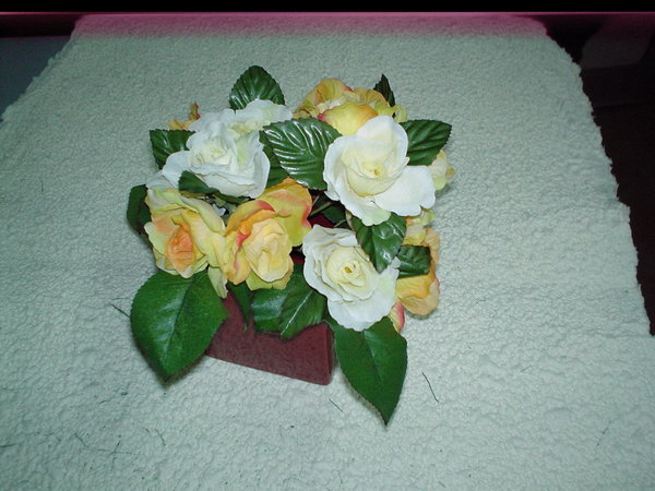 Rosa Open Bush x 15 Artificiale in poliestere - Sconti per Fioristi e Aziende
