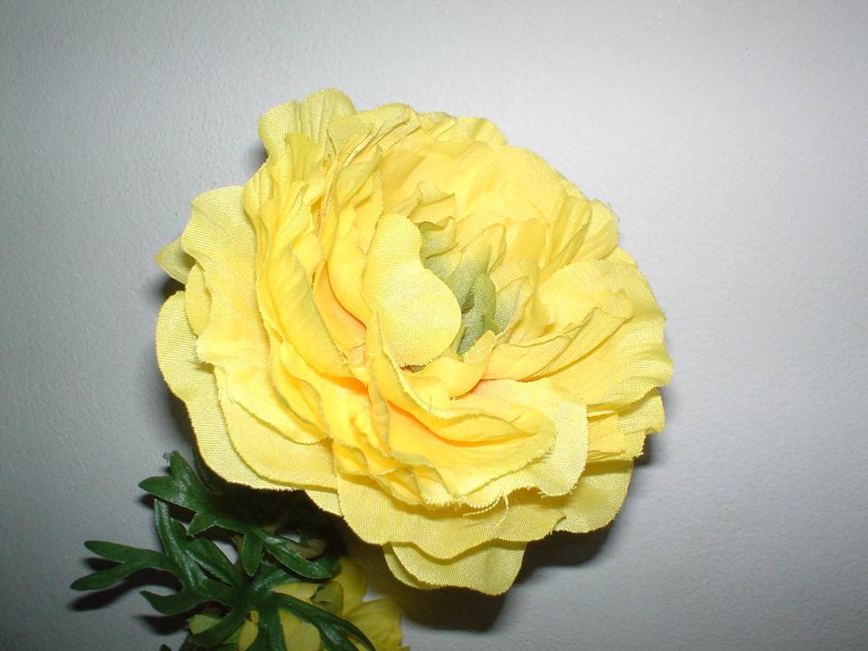 Camelia Japonica x 3 in poliester - Sconti per Fioristi e Aziende