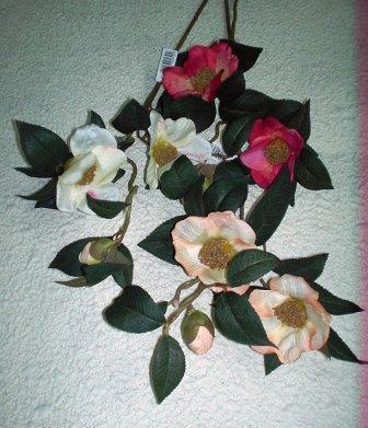 Camelia x 3 Arredo in poliester - Sconti per Fioristi e Aziende .