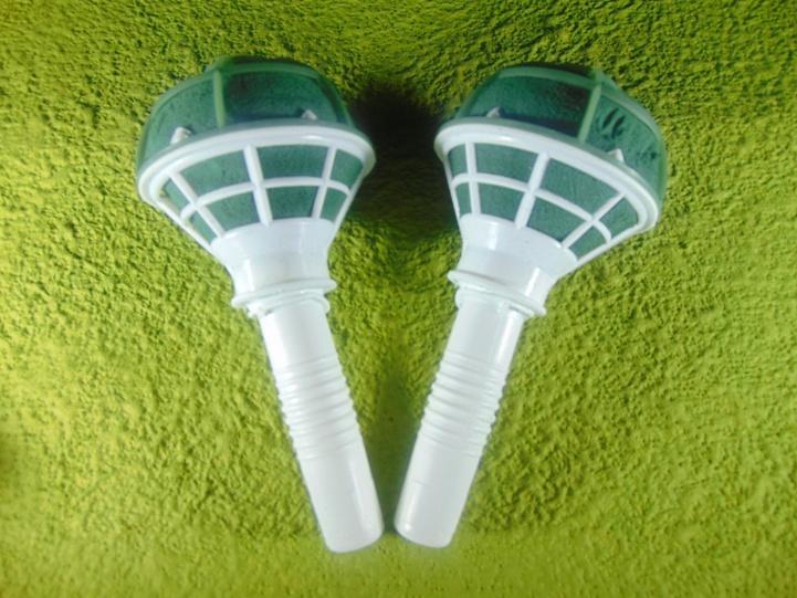 Microfono per fiorista con spugna Conf. 10 Pz. manico in plastica - Sconti per Fioristi e Aziende