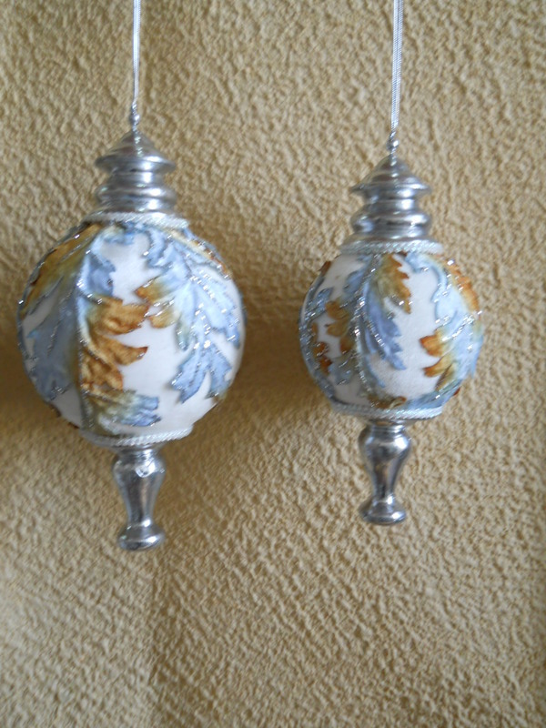 Palline natalizie cm. 23 e 27  - Sconti per Fioristi e Aziende - Belle Epoque dm. 11 e dm 14