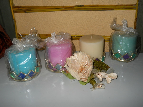 Moccolo con cerchietto e pietre dure in 4 colori - Sconti per Fioristi e Aziende