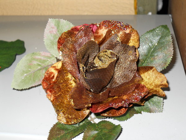 Rosa Velluto e Lamè con clip Brillantinata orange/brown - Sconti per Fioristi e Aziende .
