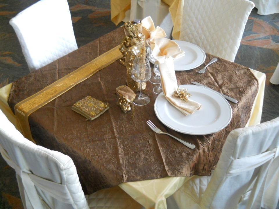 Runner Natalizio cm.180 H 10 - Sconti per Fioristi e Aziende - Decorato a Paillettes Oro