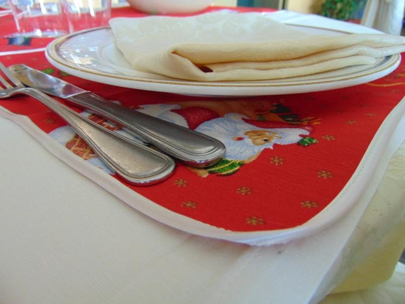 Arredo Tavola Natalizia  Rossa - Sconti per Fioristi e Aziende