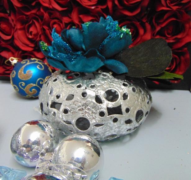 Silver Ball  in metallo H 10 - Sconti per Fioristi e Aziende - traforato