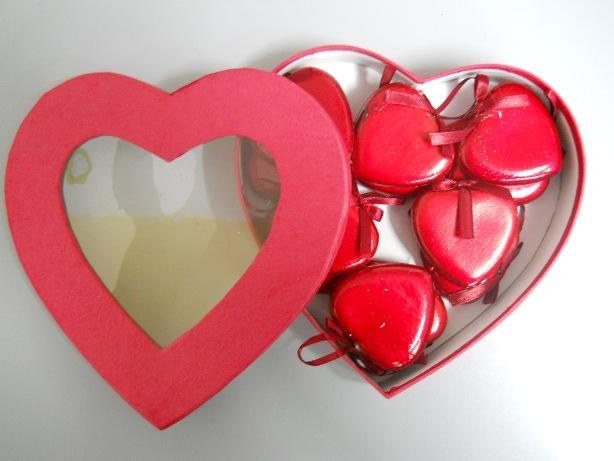 Scatola Cuore con cuori laccati in 2 misure - Sconti per Fioristi e Aziende