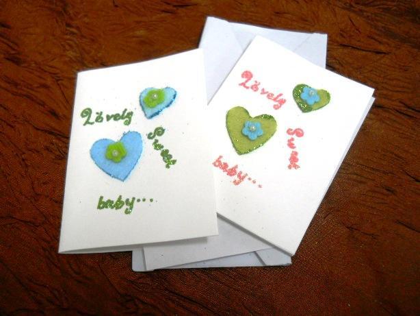 Biglietti decoro baby in panno - Sconti per Fioristi e Aziende - Espositore legno da 120 pz