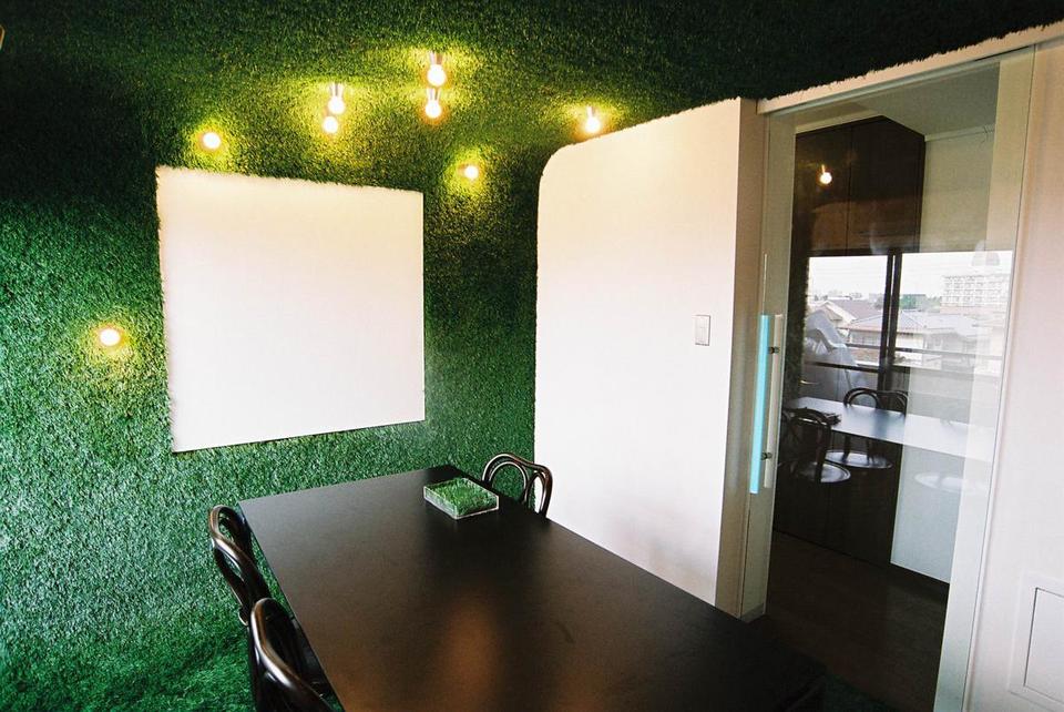 Prato Sintetico alto mm.32 - Sconto per Fioristi e Aziende . - Rotolo H 200 x 25 mt.