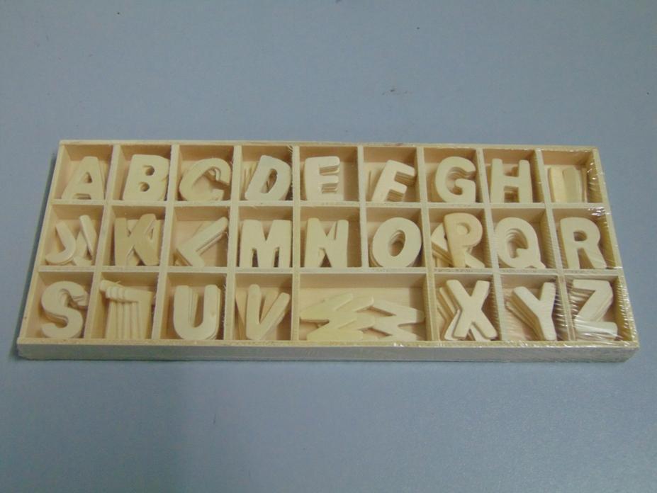 Lettere Alfabeto H 2,5 in legno  da 135 lettere - Sconti per Fioristi e Aziende