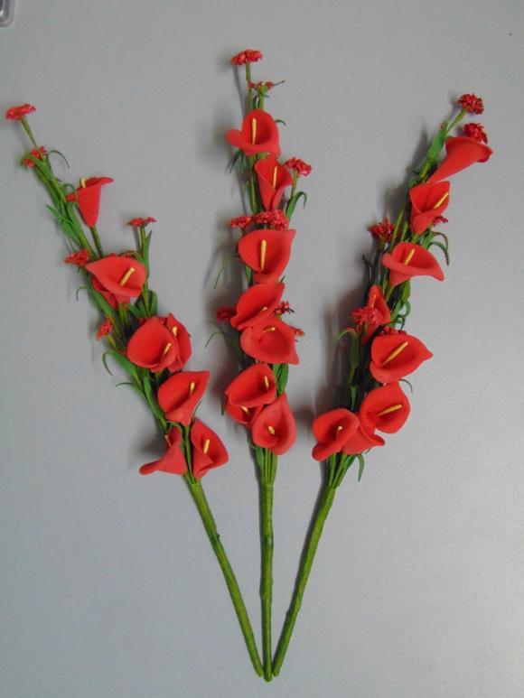 Calla Spray x 8 H 35 in Polifoam - Sconti per Fioristi e Aziende