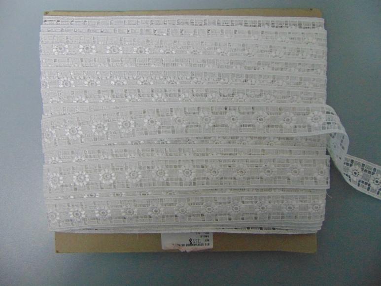 Merletto Catenella Fiorita  - Sconto per Fioristi e Aziende - Bianco e Avorio - Vendita a metro