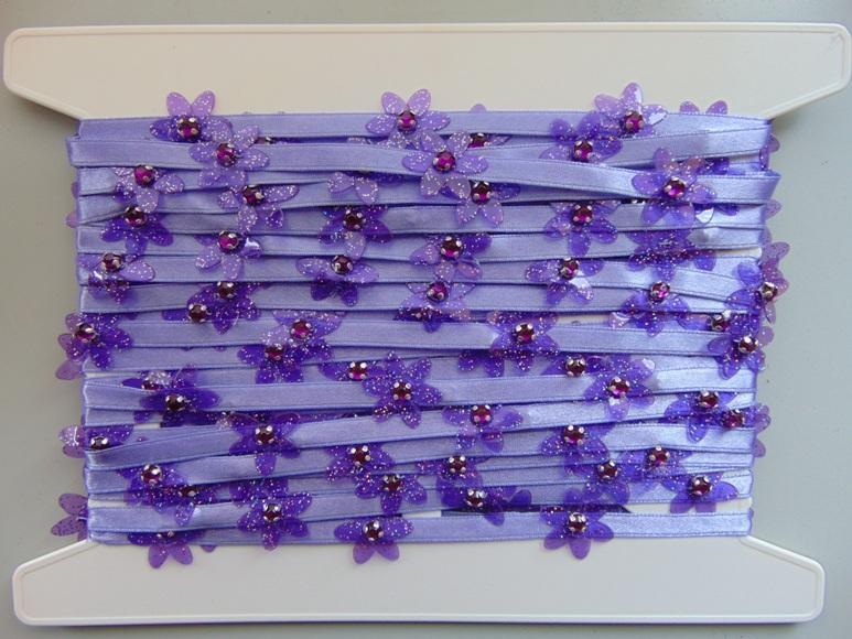 Passamaneria in raso con fiori PVC e strass - Sconto per Fioristi e Aziende