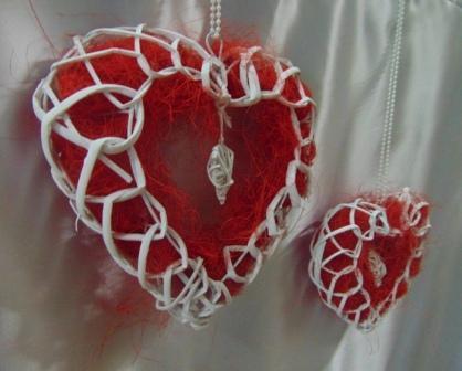 Cuore in vimini traforato in 2 misure Articolo per San Valentino - Sconti per Fioristi e Aziende