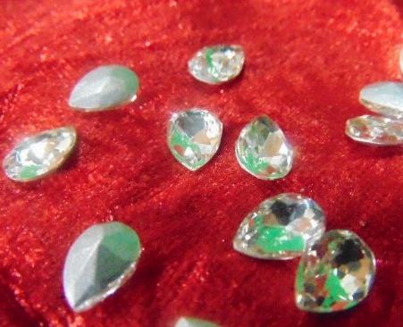 Swarovsky in 4 misure - Sconti per Fioristi e Aziende - A goccia