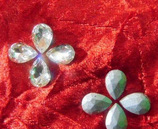 Swarovsky in 4 misure - Sconti per Fioristi e Aziende - A goccia