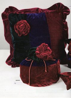Copri cuscino in velluto tre colori Articolo per S. Valentino - Sconti per Fioristi e Aziende