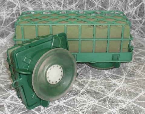 Gabbietta Ventosa con spugna cm. 11x11 H 8 - Sconti per Fioristi e Aziende Plastec