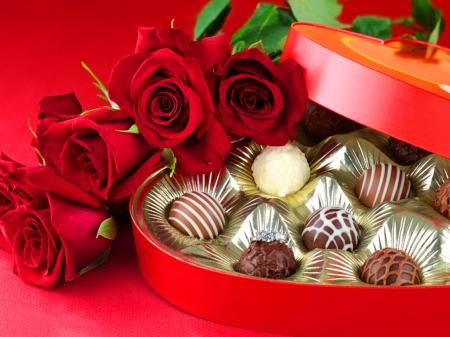 Scatola Cuore con cuori laccati in 2 misure - Sconti per Fioristi e Aziende