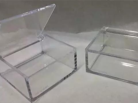 Scatole plexiglass cm.5x5 e 6x6 Made in Italy prodotto per uso alimentare certificato per fioristi, wedding e Bomboniere