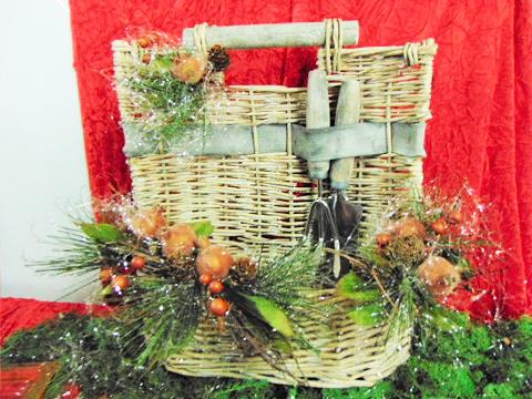 Cesto vimini con 2 attrezzi - Sconti per Fioristi e Aziende - da giardino