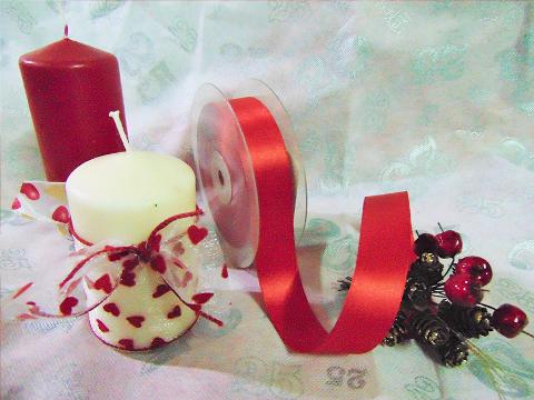 Moccolo con Nastro Cuori H 9 dm. 5,5 Articolo per San Valentino - Sconti per Fioristi e Aziende