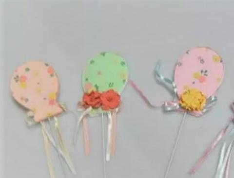 Palloncini steccati x 12  in legno decorati - Sconti per Fioristi e Aziende