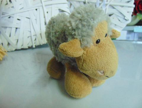 Pecorella Grigia H 15  Peluches Bouclè - Sconti per Fioristi e Aziende