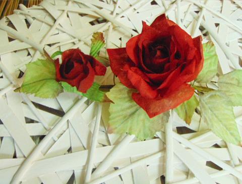 Rosa Rossa x 2  in velure - Sconti per Fioristi e Aziende