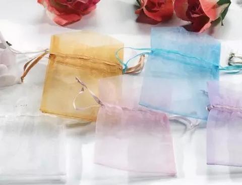 Sacchetto Portaconfetti cm. 7,5 x 10 in Organza con tirante - Sconti per Fioristi e Aziende