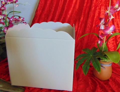 Scatola per bomboniera fondo e coperchio H 30 cm. 25 x 25 lino bianco - Sconti per Fioristi, e Aziende