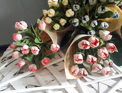 Tulipanini x 12 in poliestere Sconti per Fioristi e Aziende