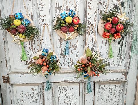 Decoro  frutta zuccherata - Sconti per Fioristi e Aziende - H 30 Su base legno dm. 18