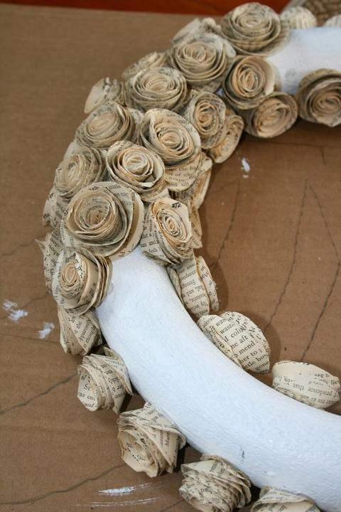 Coroncina polistirolo Ø 25 cm. a base piatta Sconti per Fioristio, Wedding e Aziende
