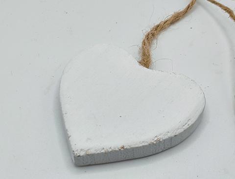 Cuore Bianco in legno cm. 5 Conf. da 6 cuori Sconti per Fioristi, Wedding, Arredatori
